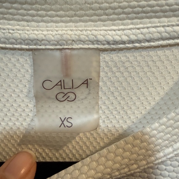 CALIA by Carrie Underwood White Long Sleeve Top - Picture 2 of 6